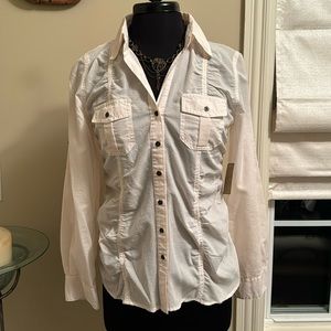 NWT - vintage style top w/center seams, copper buttons, & side ruching - Medium